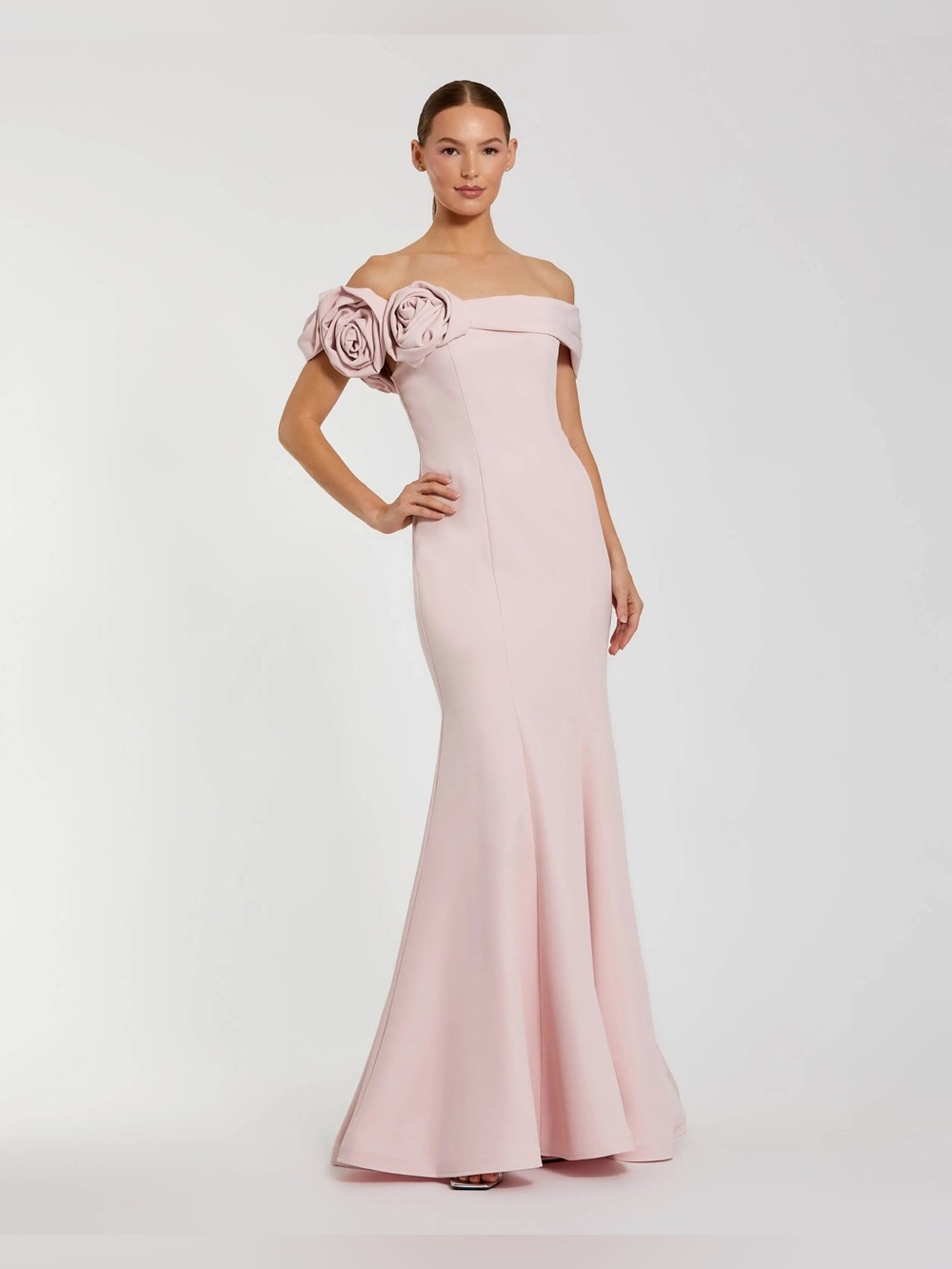 MAC DUGGAL
Light Pink Off The Shoulder Crepe Mermaid Gown Size 6